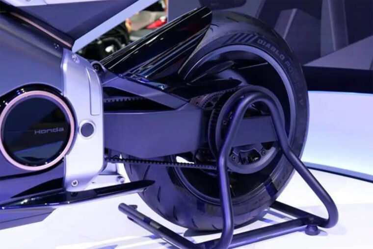 Honda-concept-electrico-2026-Tron-7