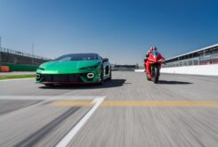 LAMBORGHINI TEMERARIO VS DUCATI PANIGALE V4 4