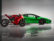 LAMBORGHINI TEMERARIO VS DUCATI PANIGALE V4 5