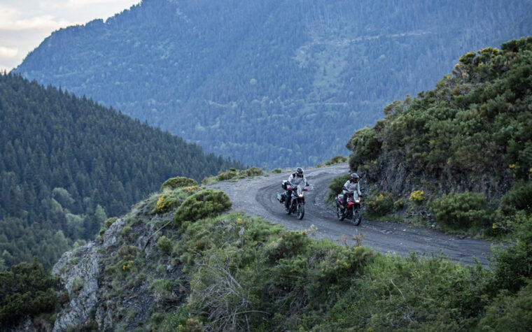 Macbor-Montana-XR1-125-EVO-2025-accion2