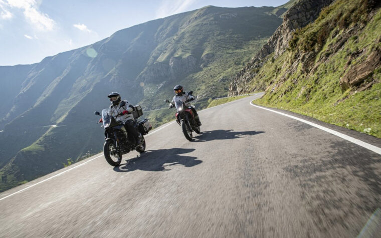 Macbor Montana XR1 125 EVO 2025 accion5