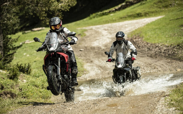 Macbor-Montana-XR1-125-EVO-2025-accion7