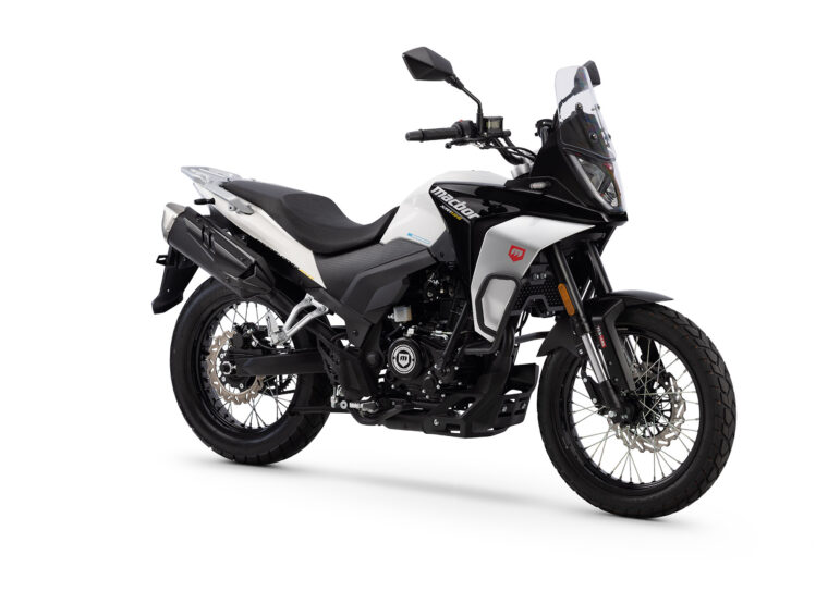 Macbor-Montana-XR1-125-EVO-2025-estudio-colores3