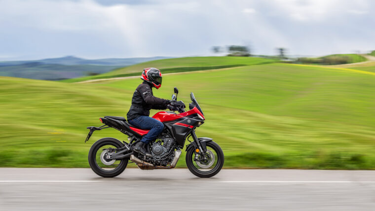 Yamaha-Tracer-7-2025-accion8