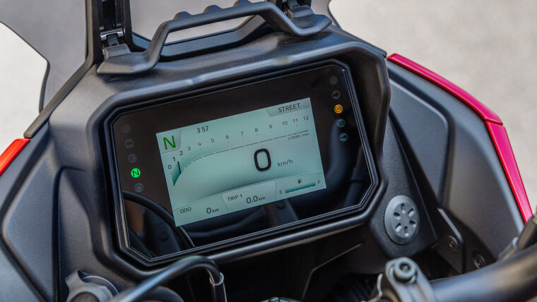 Yamaha-Tracer-7-2025-detalles7