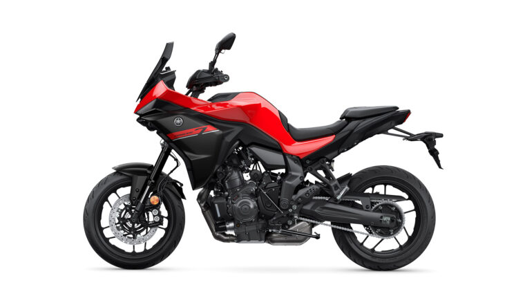 Yamaha-Tracer-7-2025-estudio-colores3