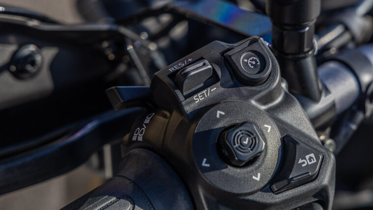 Yamaha-Tracer-7-GT-2025-detalles9