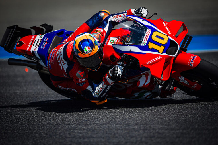 agv-pista-gp-rr-motogp-2025 (1)