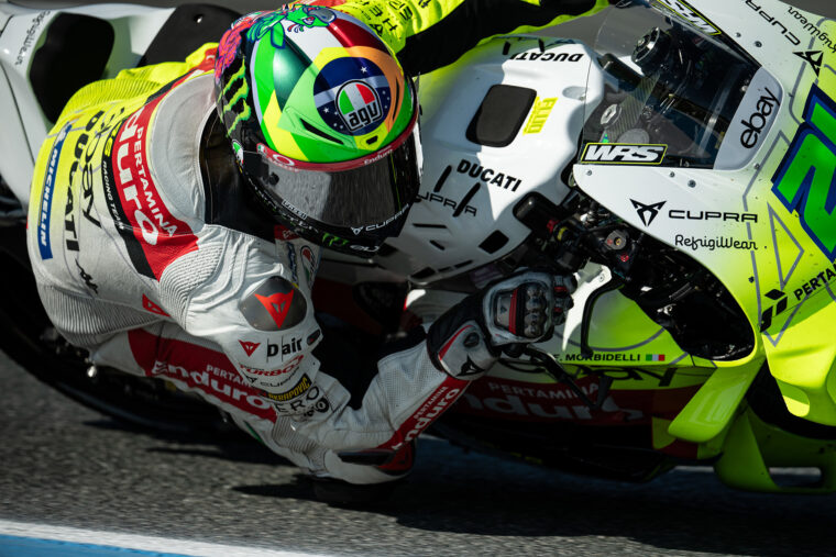 agv-pista-gp-rr-motogp-2025 (9)