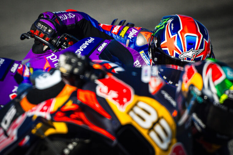 alpinestars-supertech-r10-motogp-2025 (15)