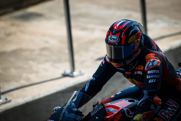 arai-rx-7v-evo-motogp-2025 (1)