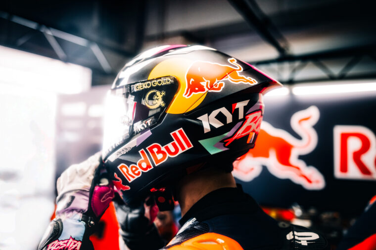 kyt kx 1 race gp motogp 2025 (5)