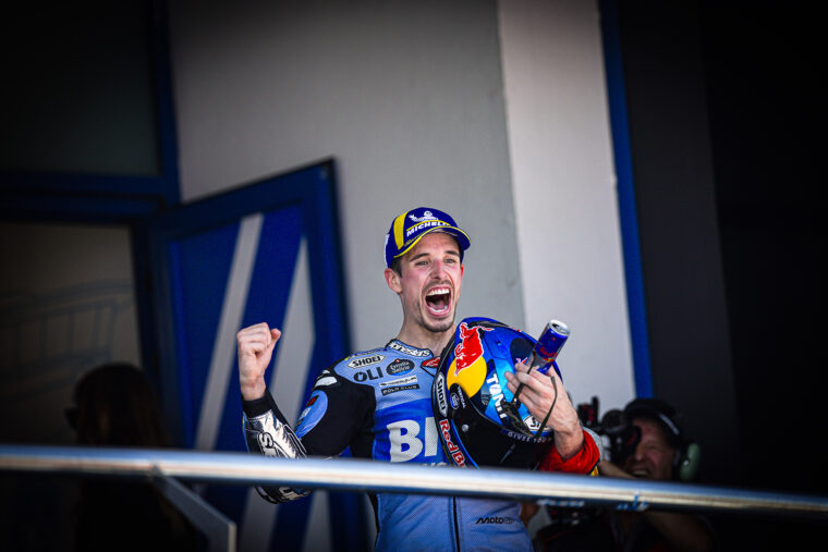 shoei-x-spr-pro-motogp-2025 (16)