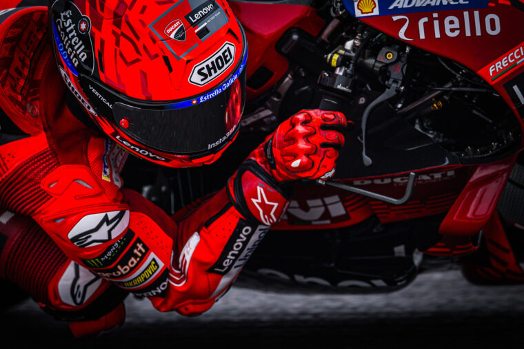 shoei-x-spr-pro-motogp-2025 (3)