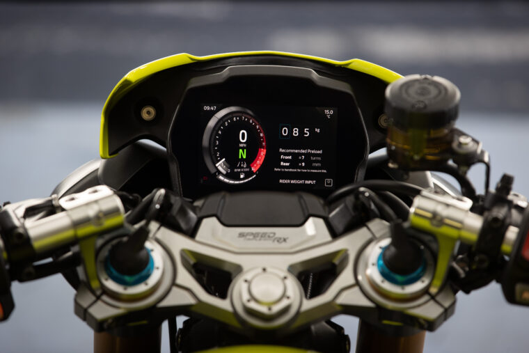 triumph-speed-triple-1200-rx-2025-33