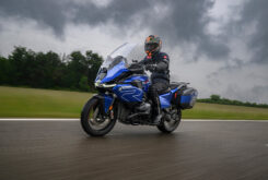 Prueba BMW R 1300 RT 2025, la reina consolida su trono 65 BMW R 1300 RT 2025 prueba opinion lluvia 18