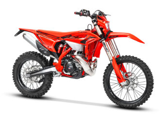 Beta RR X-Pro 300 2026 32 Beta RR X Pro 300 2026 estudio2