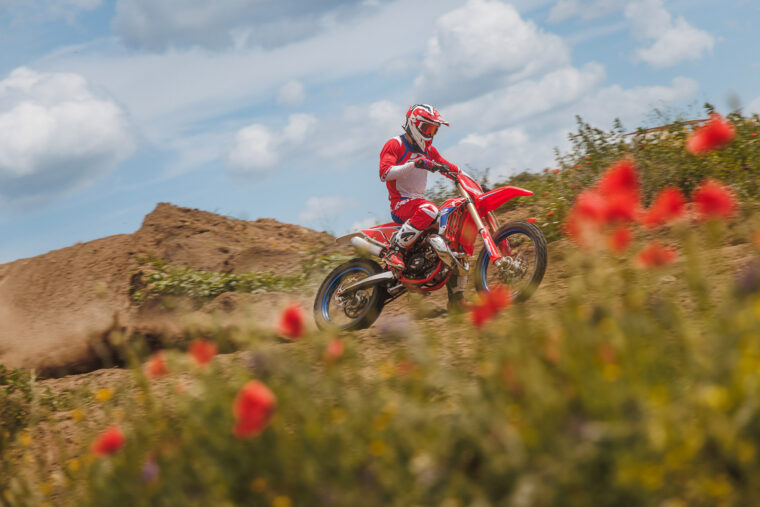 Beta-RX-250-350-2T-2026-accion10