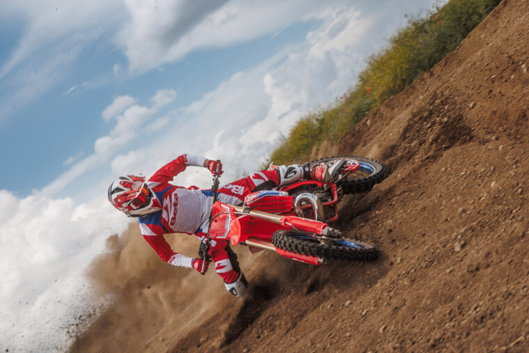 Beta-RX-250-350-2T-2026-accion13