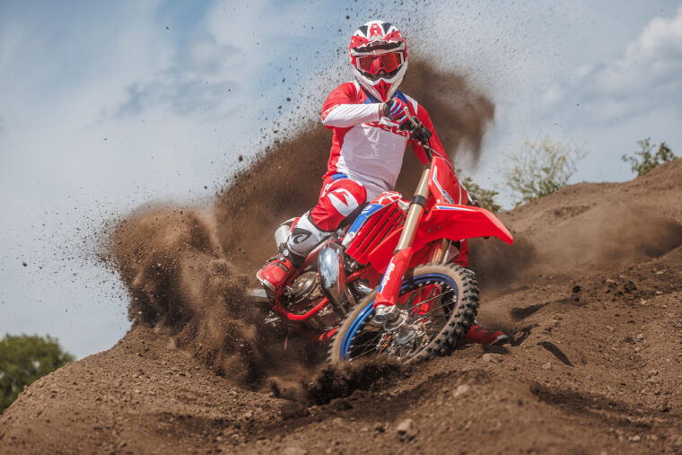 Beta-RX-250-350-2T-2026-accion3