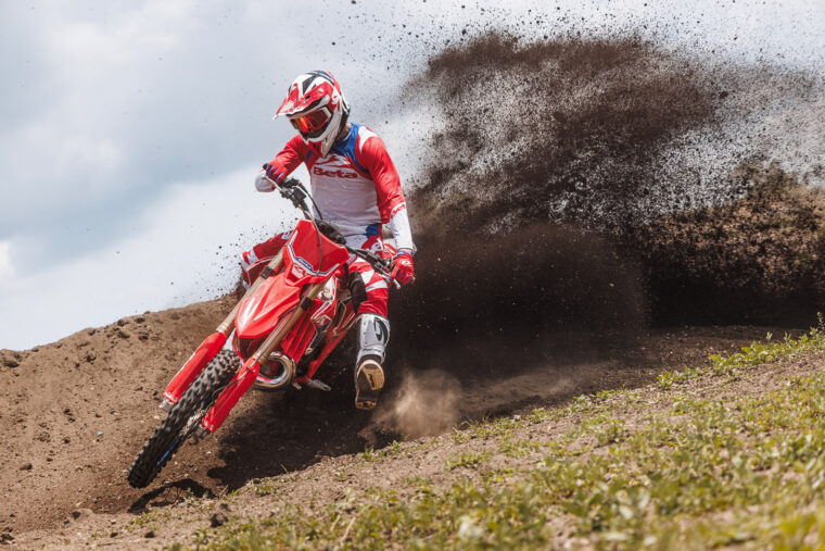 Beta-RX-250-350-2T-2026-accion8