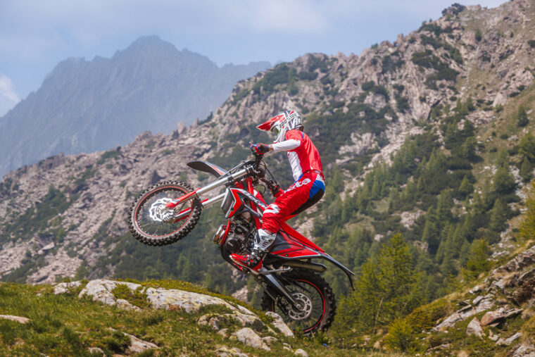 Beta-Xtrainer-250-300-2026-accion16