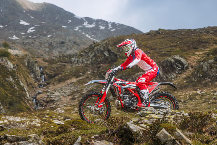 Beta-Xtrainer-250-300-2026-accion5