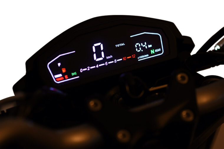 Cyclone-Battlo-125-2025-detalles4