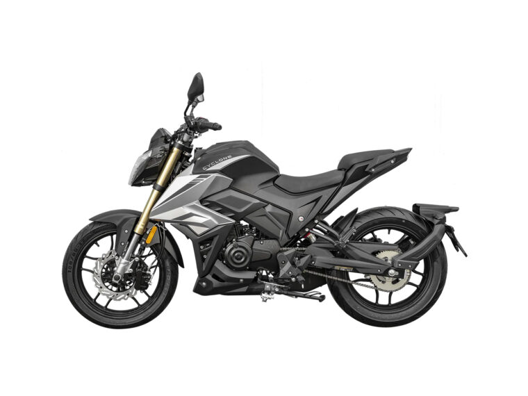 Cyclone-Battlo-125-2025-estudio-gris2