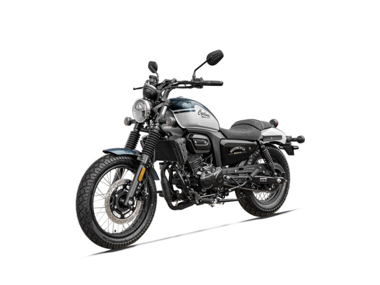 Cyclone-RA125-Plus-2025-estudio-verde3