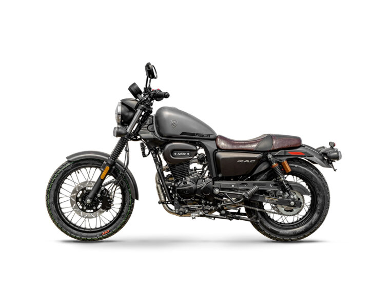 Cyclone-RA2-125-2025-estudio-gris8