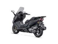 Cyclone RT3S 300 2025 21 Cyclone RT3S 300 2025 estudio negro8