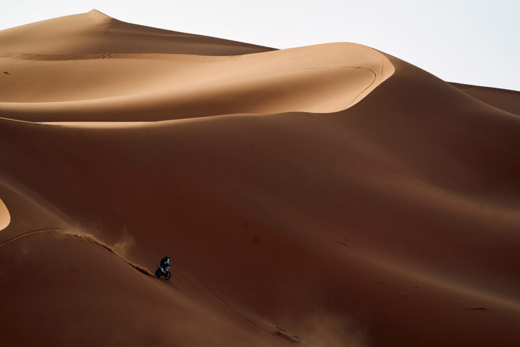 KTM-450-Rally-Replica-2026-accion39