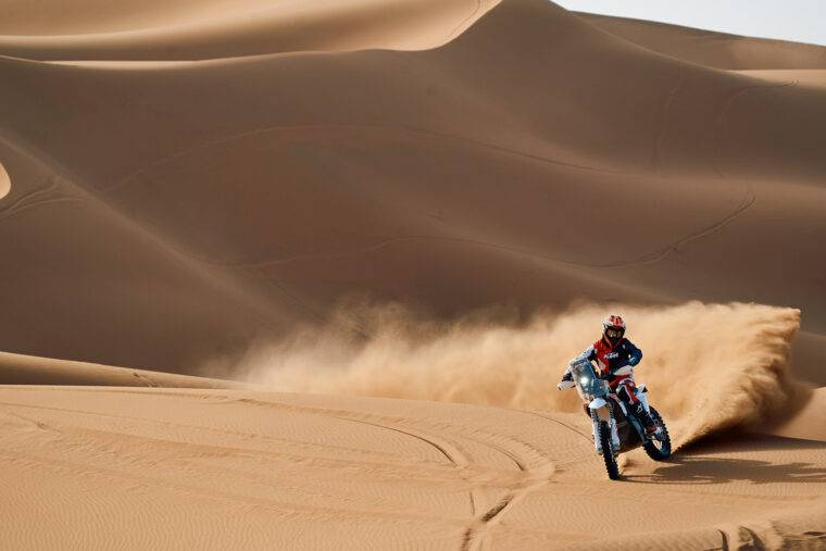 KTM-450-Rally-Replica-2026-accion48