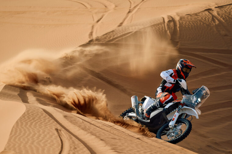 KTM-450-Rally-Replica-2026-accion49