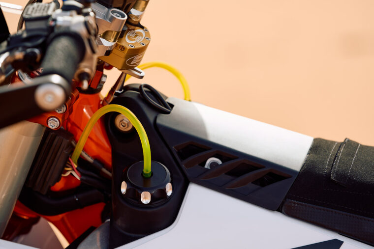 KTM-450-Rally-Replica-2026-detalles1