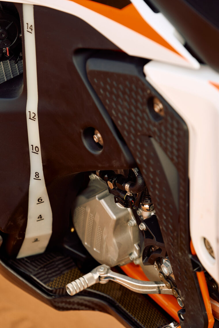 KTM-450-Rally-Replica-2026-detalles16