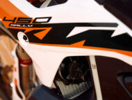 KTM 450 Rally Replica 2026 53 KTM 450 Rally Replica 2026 detalles17