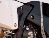 KTM 450 Rally Replica 2026 43 KTM 450 Rally Replica 2026 detalles25