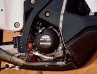 KTM 450 Rally Replica 2026 60 KTM 450 Rally Replica 2026 detalles7