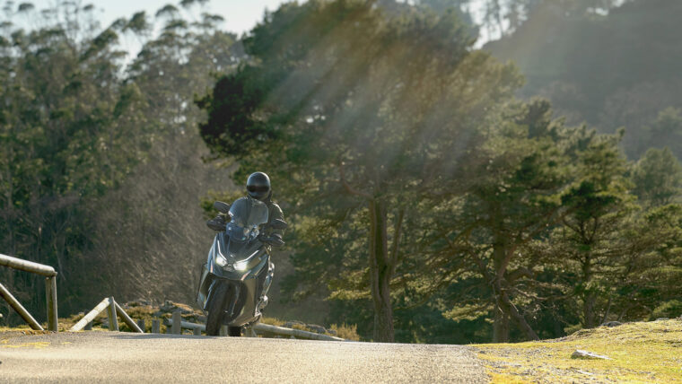 KYMCO-DTX-350-2025-accion13