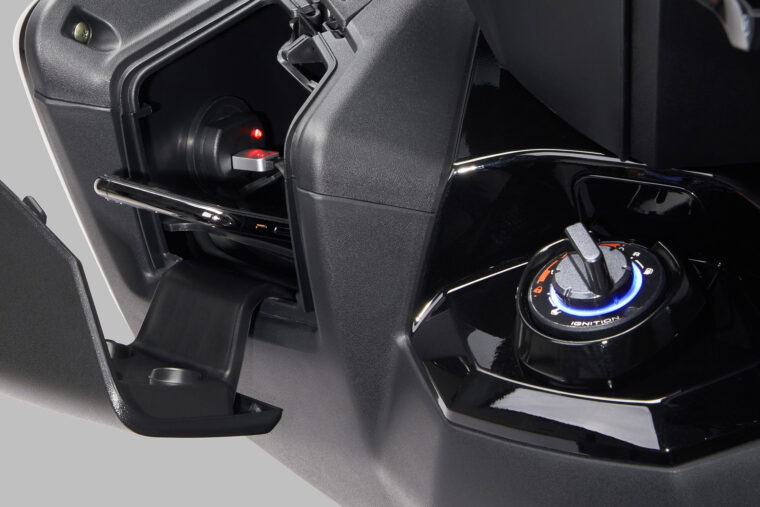 KYMCO-DTX-350-2025-detalles1