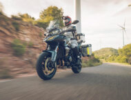 QJ SRT 900S 2025 accion3