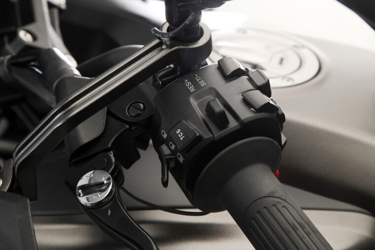 QJ-SRT-900S-2025-detalles10