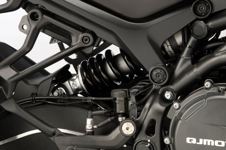 QJ-SRT-900S-2025-detalles21