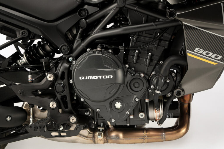 QJ-SRT-900S-2025-detalles22