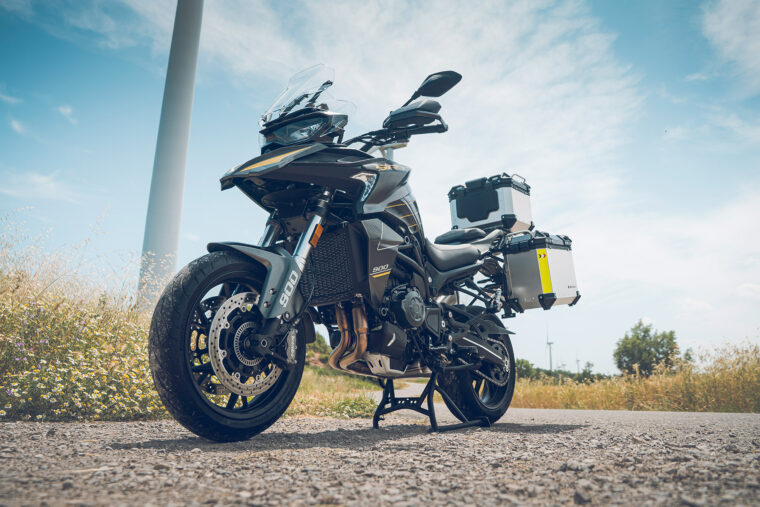 QJ-SRT-900S-2025-estaticas1