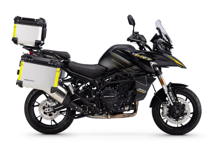 QJ SRT 900S 2025 estudio colores2