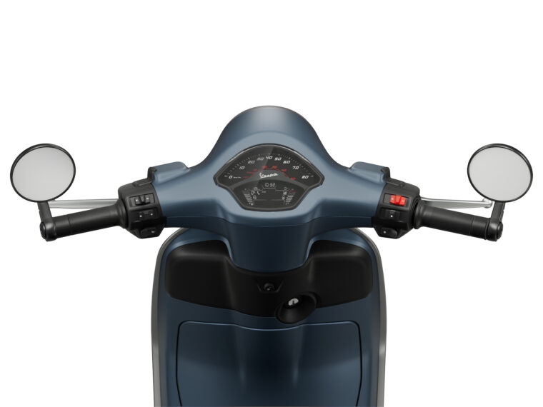 Vespa-Primavera-125-Officina-8-9