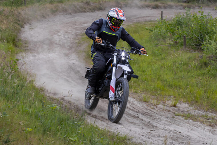 Zero-X-Line-XE-2025-Prueba-56